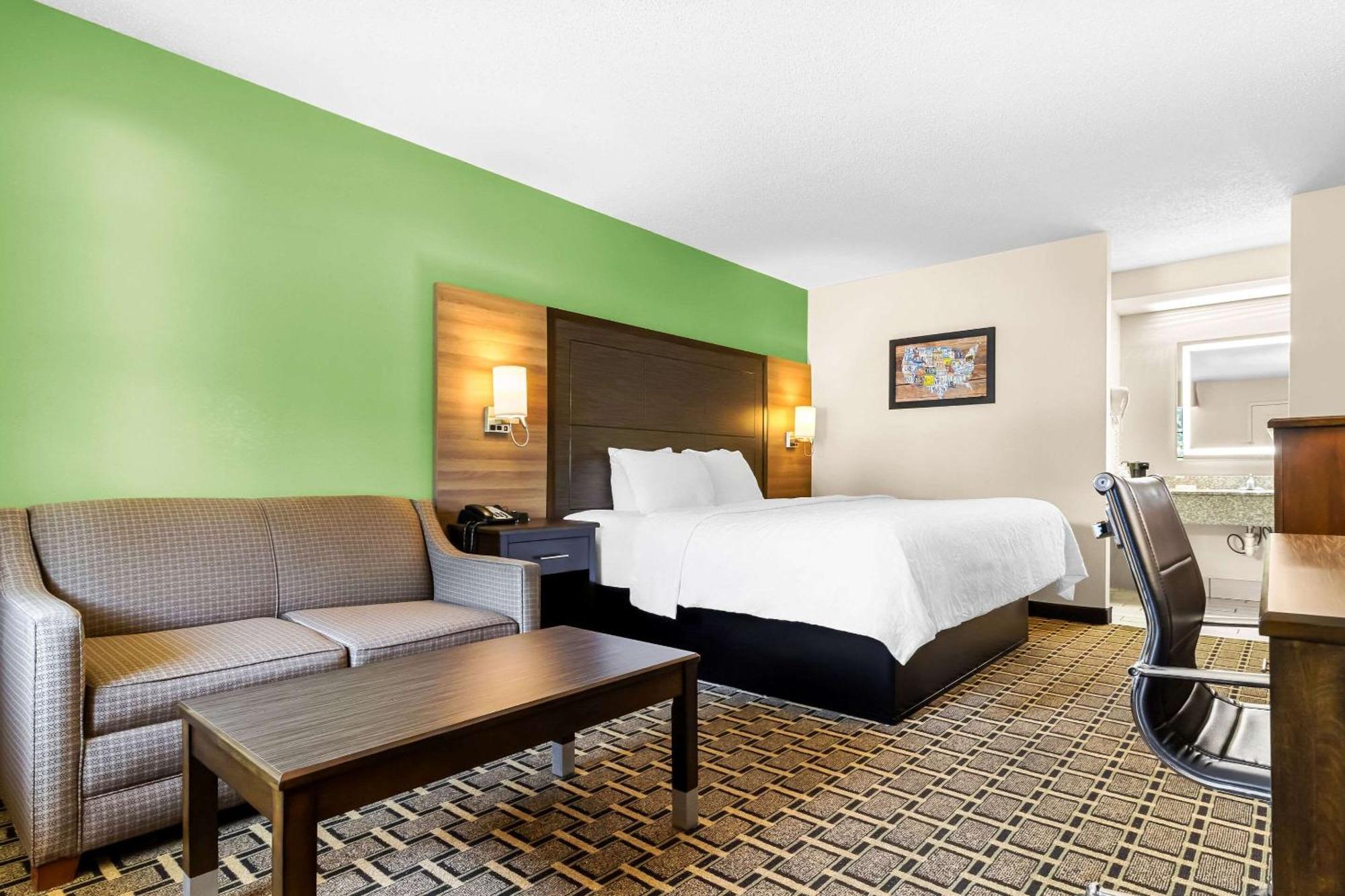 Econo Lodge Russellville Екстериор снимка