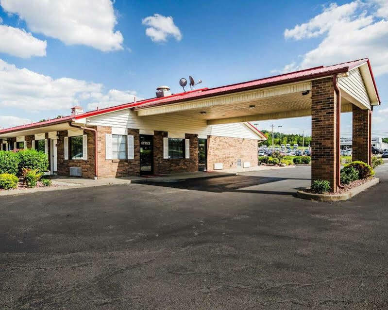 Econo Lodge Russellville Екстериор снимка